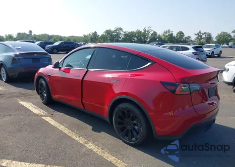 2021 Tesla Model Y Long Range Dual Motor All-Wheel Drive from USA, damaged, VIN 5YJYGDEE5MF102850